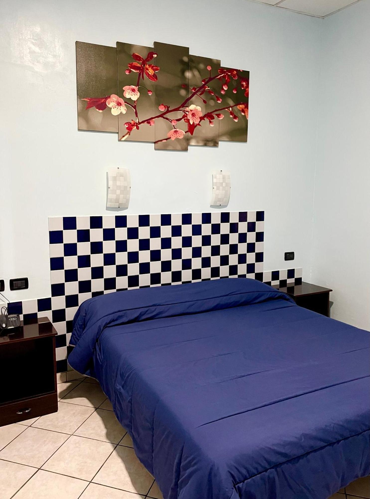 Double Room,1742711671:JPEG
